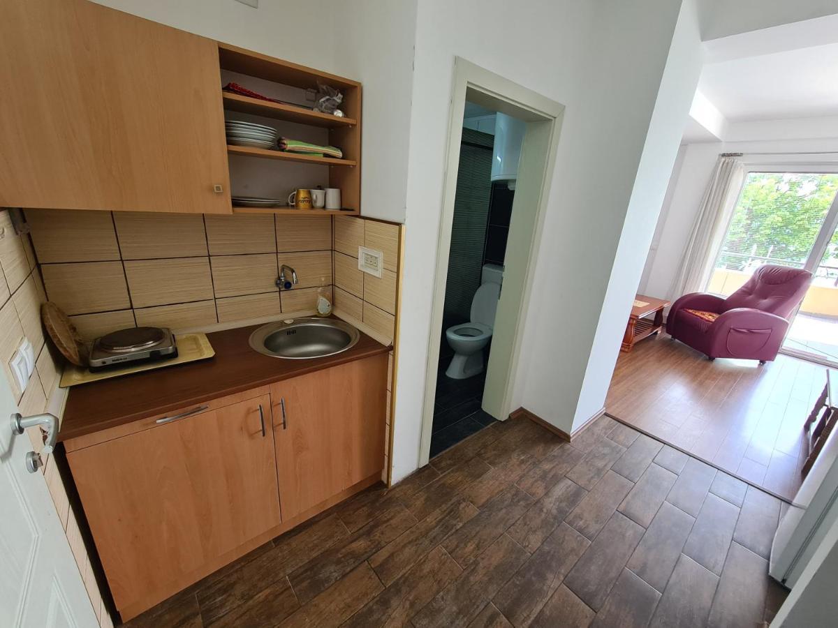 Restaurant & Apartments Lipa Peštani Εξωτερικό φωτογραφία