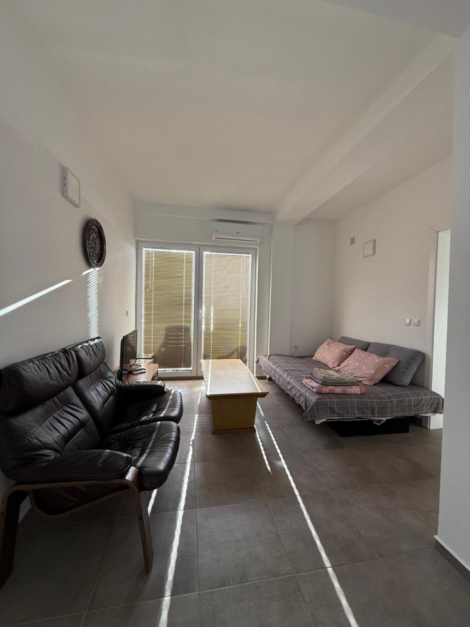 Restaurant & Apartments Lipa Peštani Εξωτερικό φωτογραφία